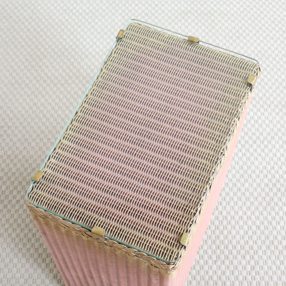 オシャレなガラス天板です♪ ロイドルームバスケット VC104-095