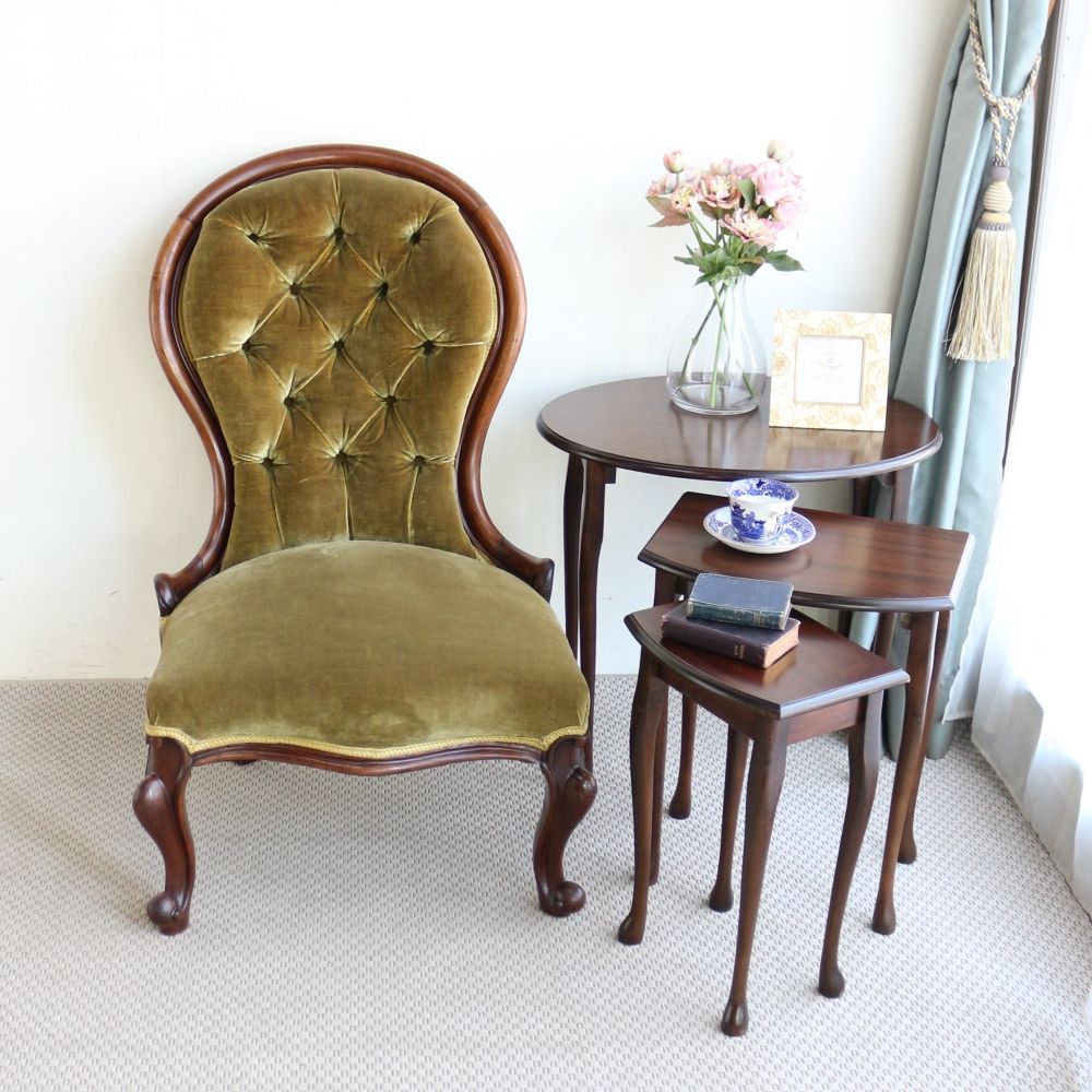 贅沢な気分にウットリ♪ レディースチェア VC104-165001