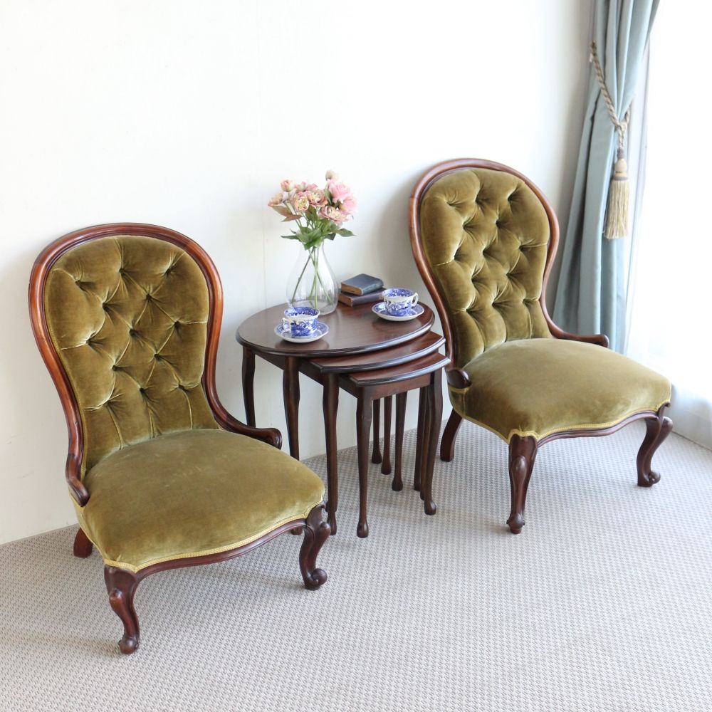 贅沢な気分にウットリ♪ レディースチェア VC104-165001