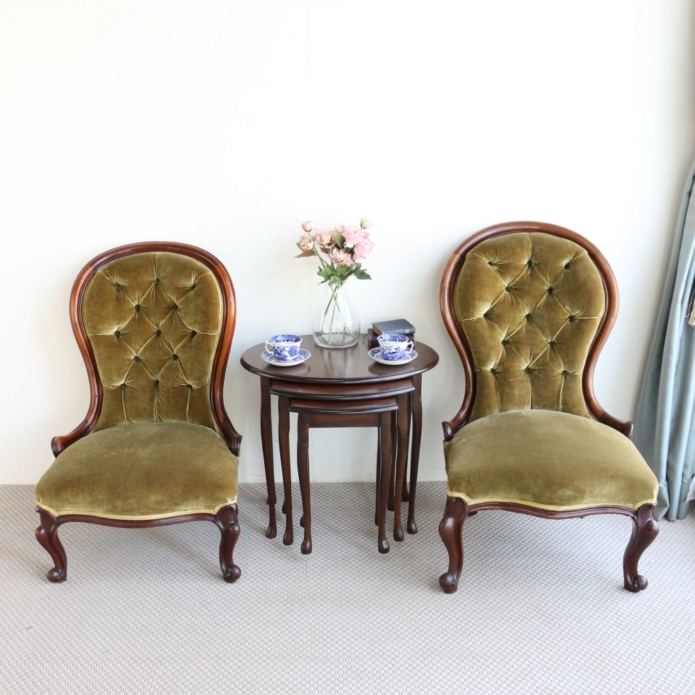 贅沢な気分にウットリ♪ レディースチェア VC104-165001