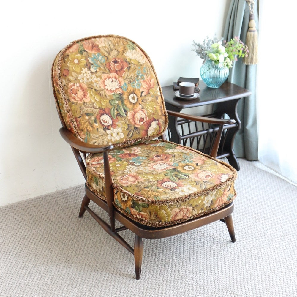 ゆったり過ごそう♪ ヴィンテージ・アーコール・イージーチェア【Ercol/No.252】 VC104-170