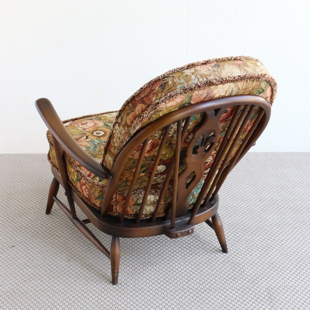 ゆったり過ごそう♪ ヴィンテージ・アーコール・イージーチェア【Ercol/No.252】 VC104-170