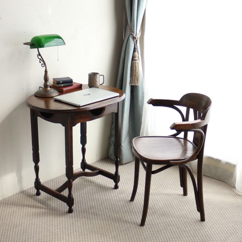 アーム付きで座り心地抜群♪ ベントウッドアームチェア【THONET(トーネット)】 VC104-189007