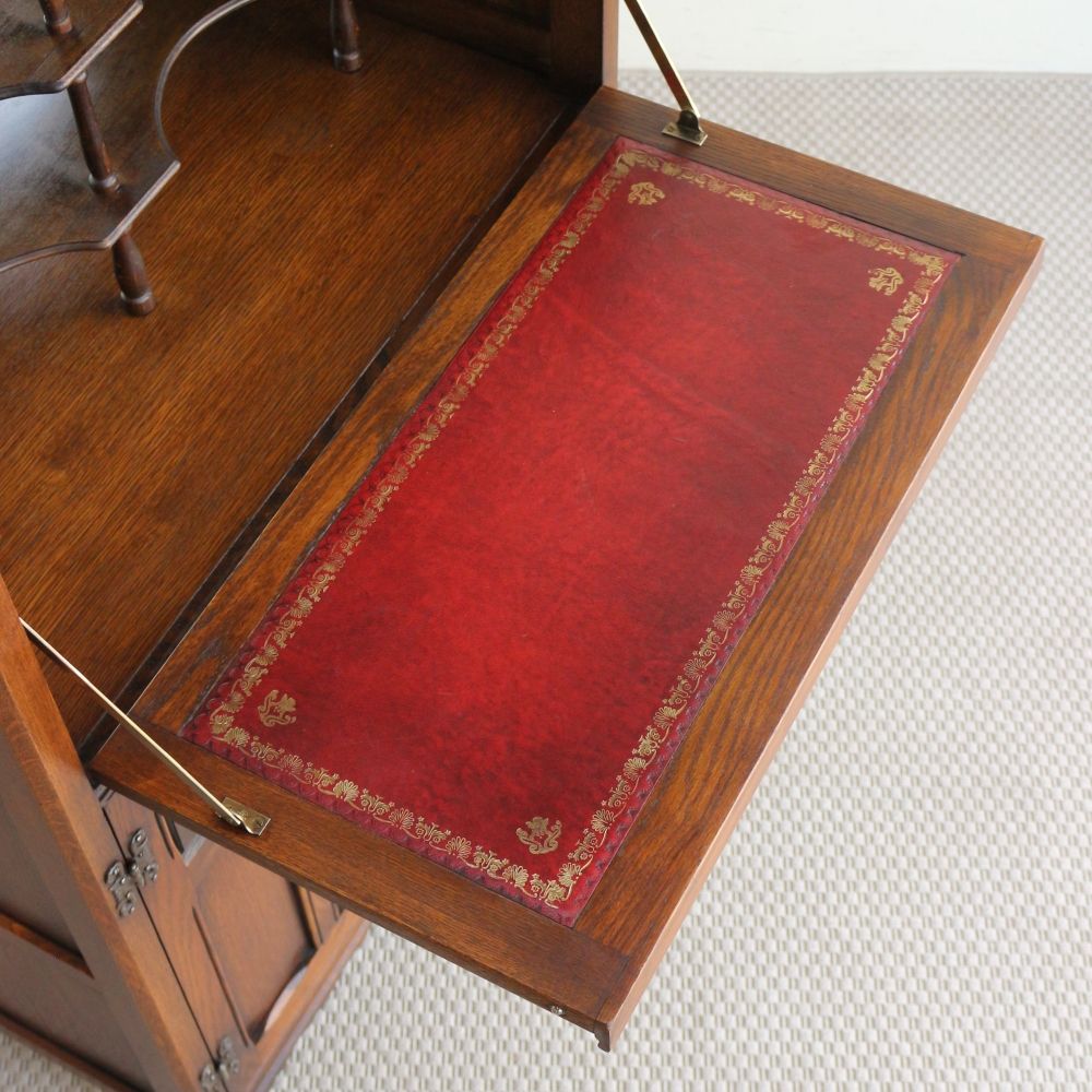 オシャレな大人時間を演出♪ チューダースタイルのカクテルキャビネット【OLD CHARM/オールドチャーム】 VC104-216