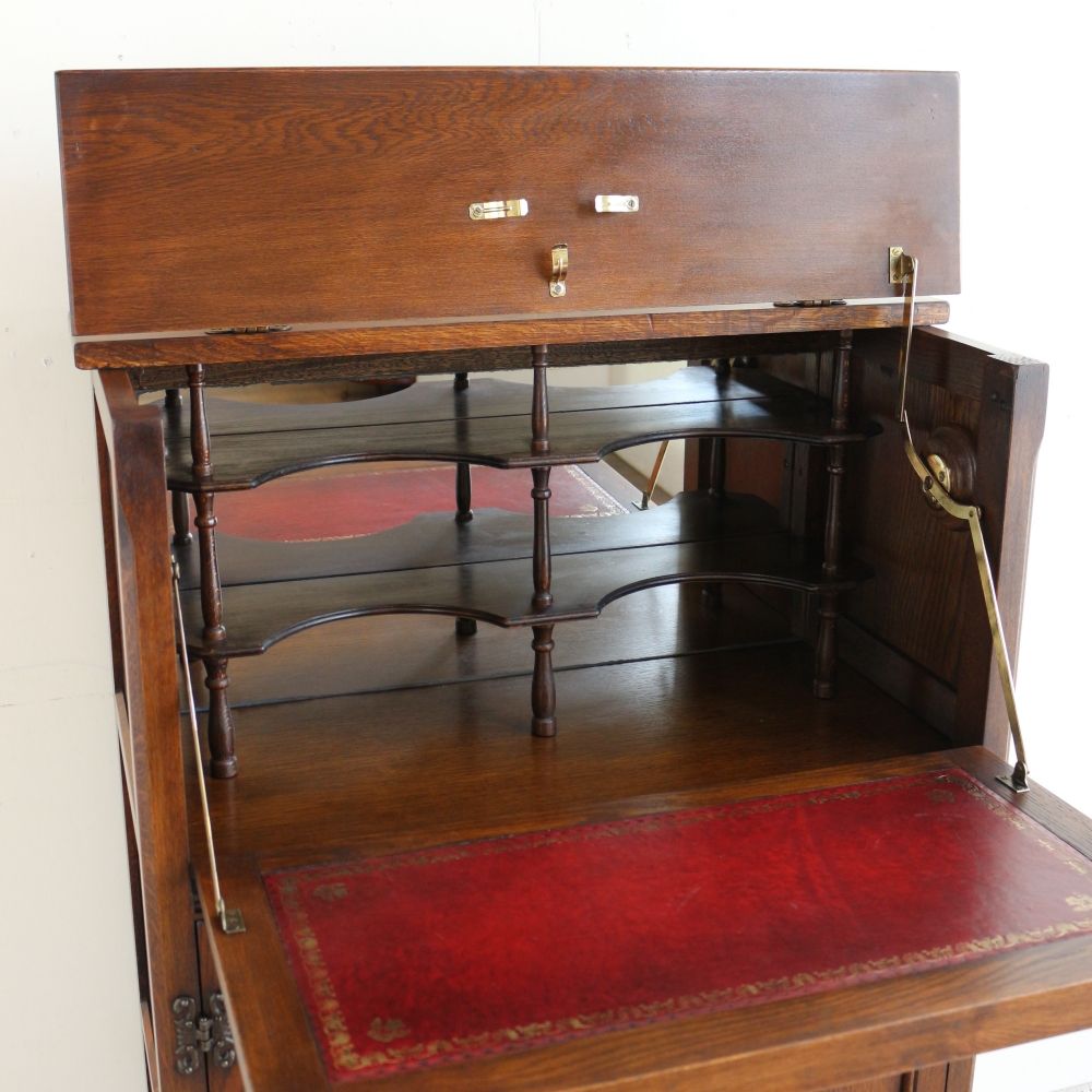 オシャレな大人時間を演出♪ チューダースタイルのカクテルキャビネット【OLD CHARM/オールドチャーム】 VC104-216