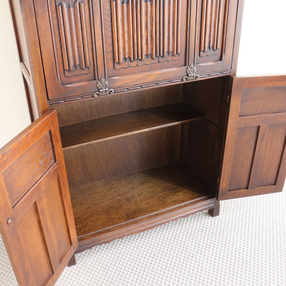 オシャレな大人時間を演出♪ チューダースタイルのカクテルキャビネット【OLD CHARM/オールドチャーム】 VC104-216