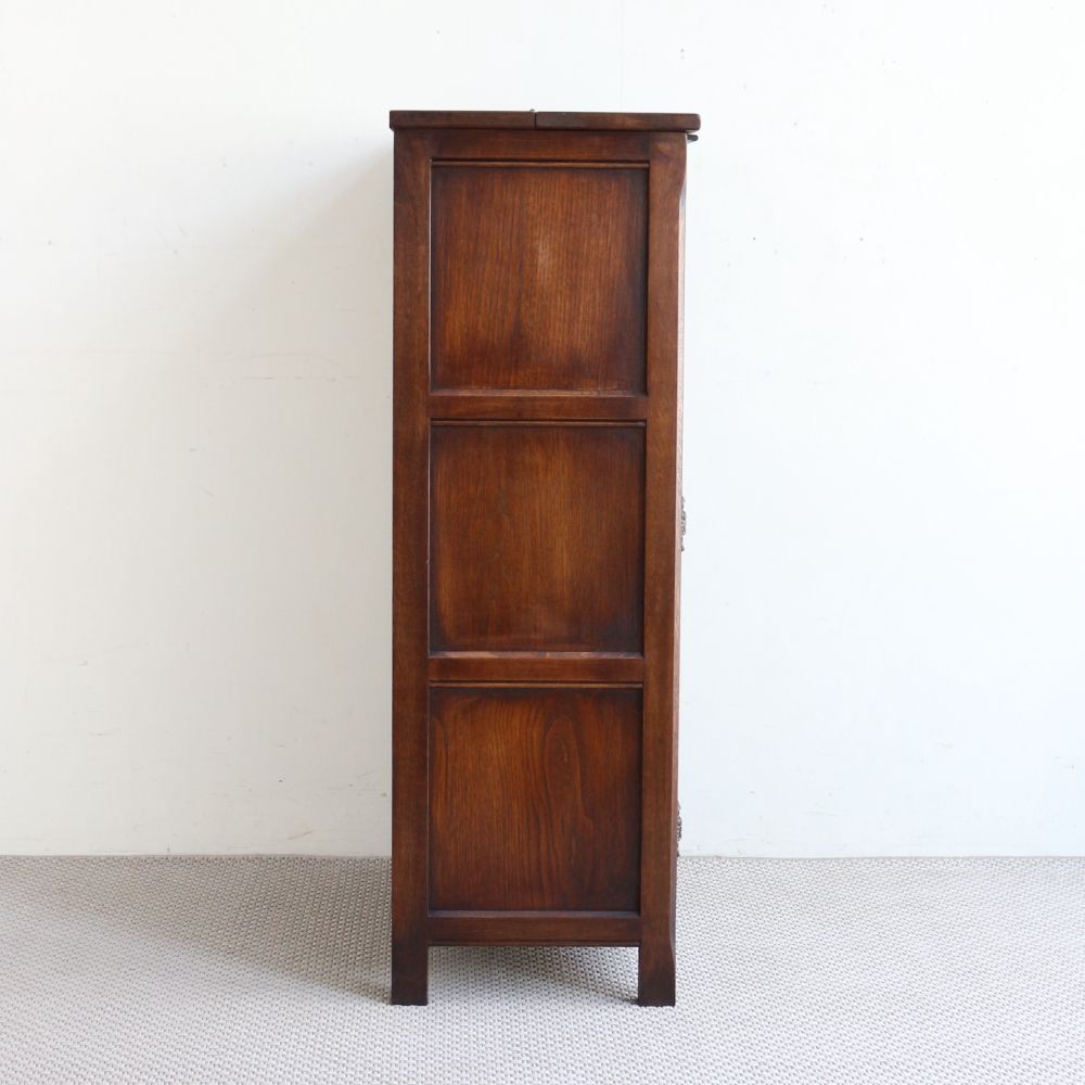 オシャレな大人時間を演出♪ チューダースタイルのカクテルキャビネット【OLD CHARM/オールドチャーム】 VC104-216