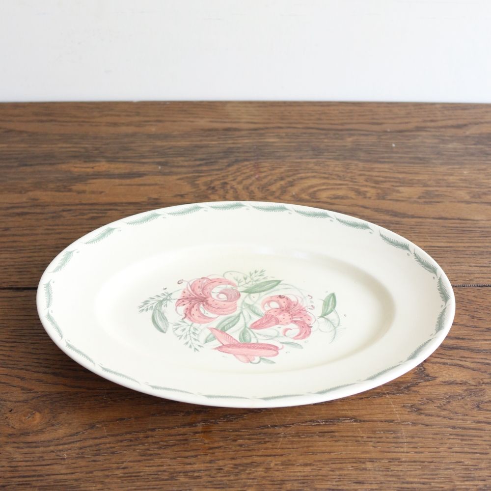 オシャレなオーバルプレート♪【Susie Cooper/Tiger lily】 VC104-352003