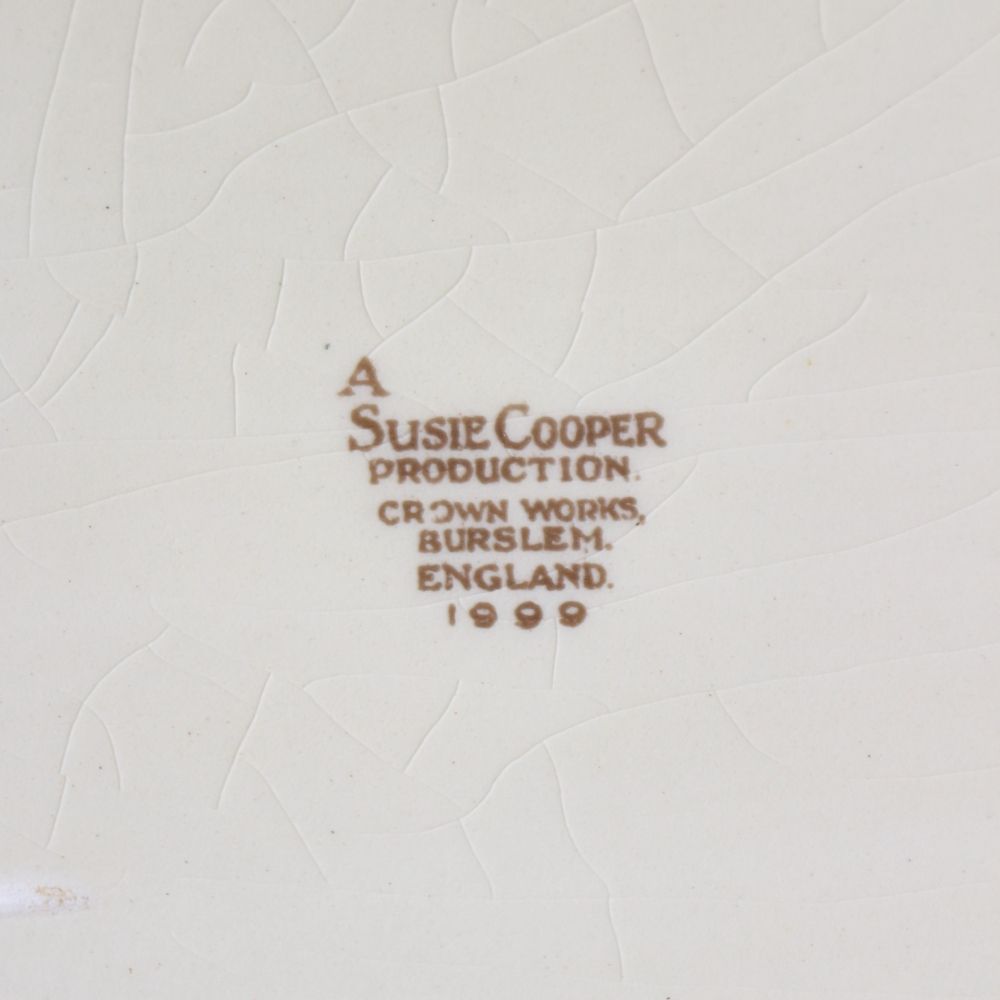 オシャレなオーバルプレート♪【Susie Cooper/Tiger lily】 VC104-352003