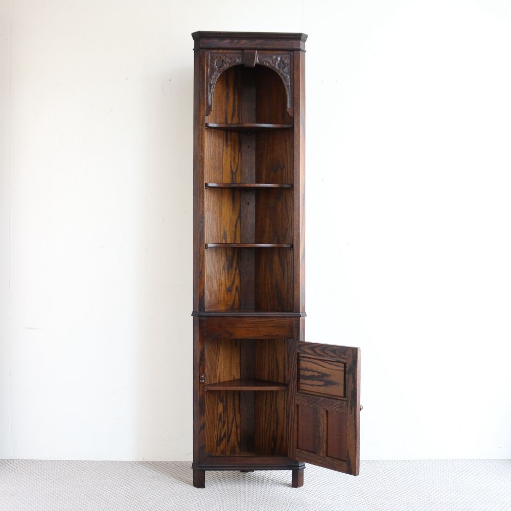 お部屋の角を素敵なディスプレイスペースに♪ コーナーキャビネット 【Jaycee Furniture Limited】 VC104-405