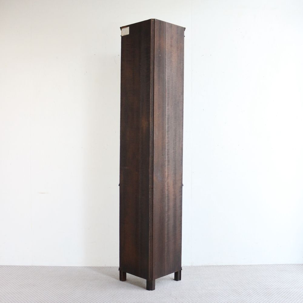 お部屋の角を素敵なディスプレイスペースに♪ コーナーキャビネット 【Jaycee Furniture Limited】 VC104-405