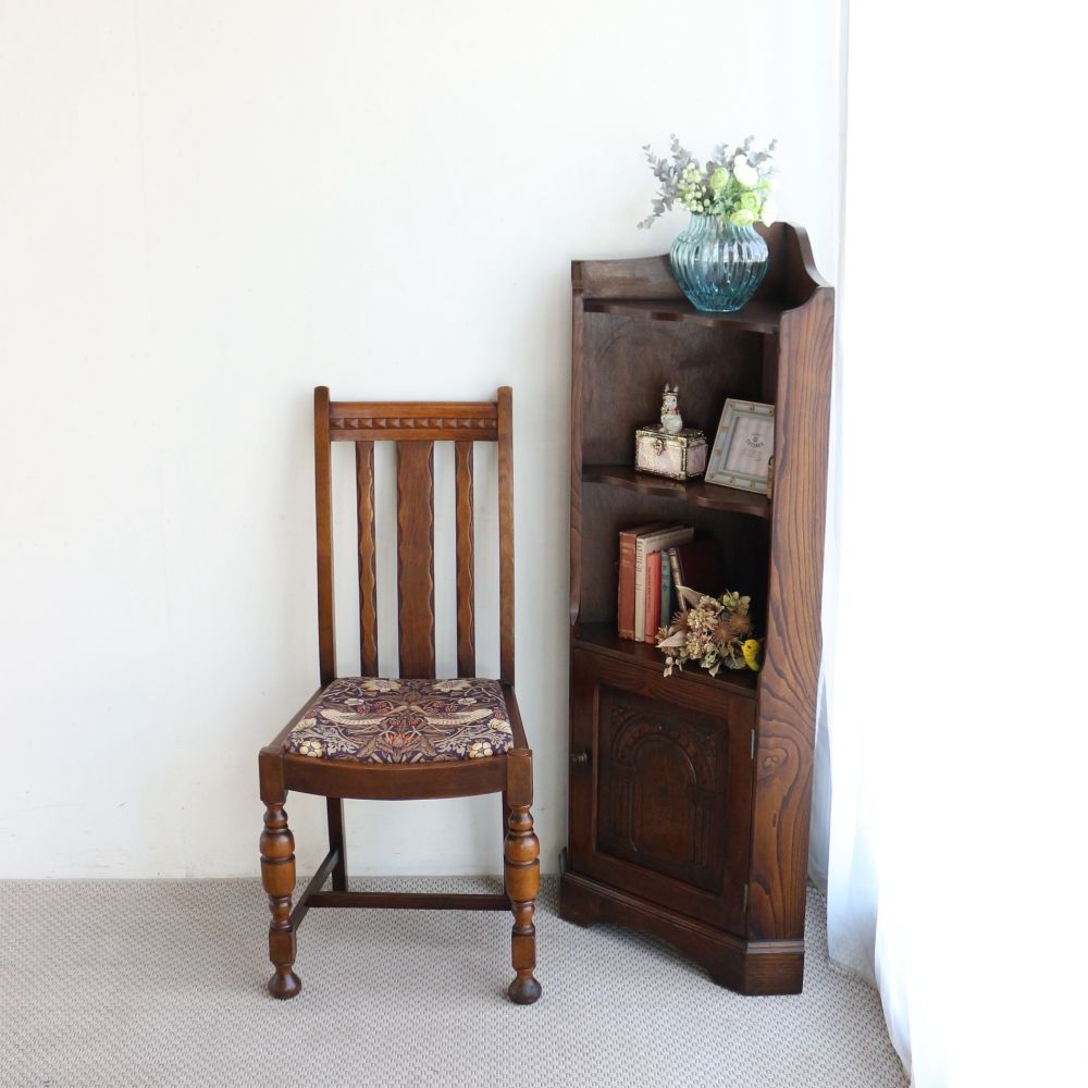 お部屋の角にピッタリ♪ コーナーキャビネット VC104-436