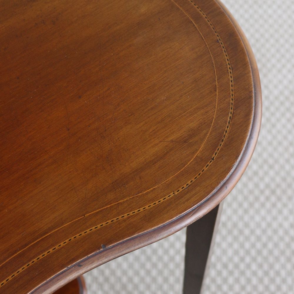 オシャレなビーンズ型♪ オケージョナルテーブル VC104-617