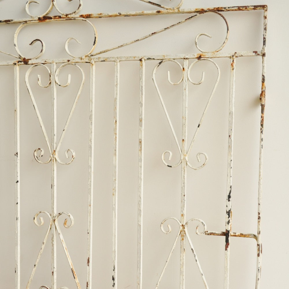 インテリアやガーデンの素敵なアクセントに♪ 英国アンティークのアイアンゲート VC68-12701