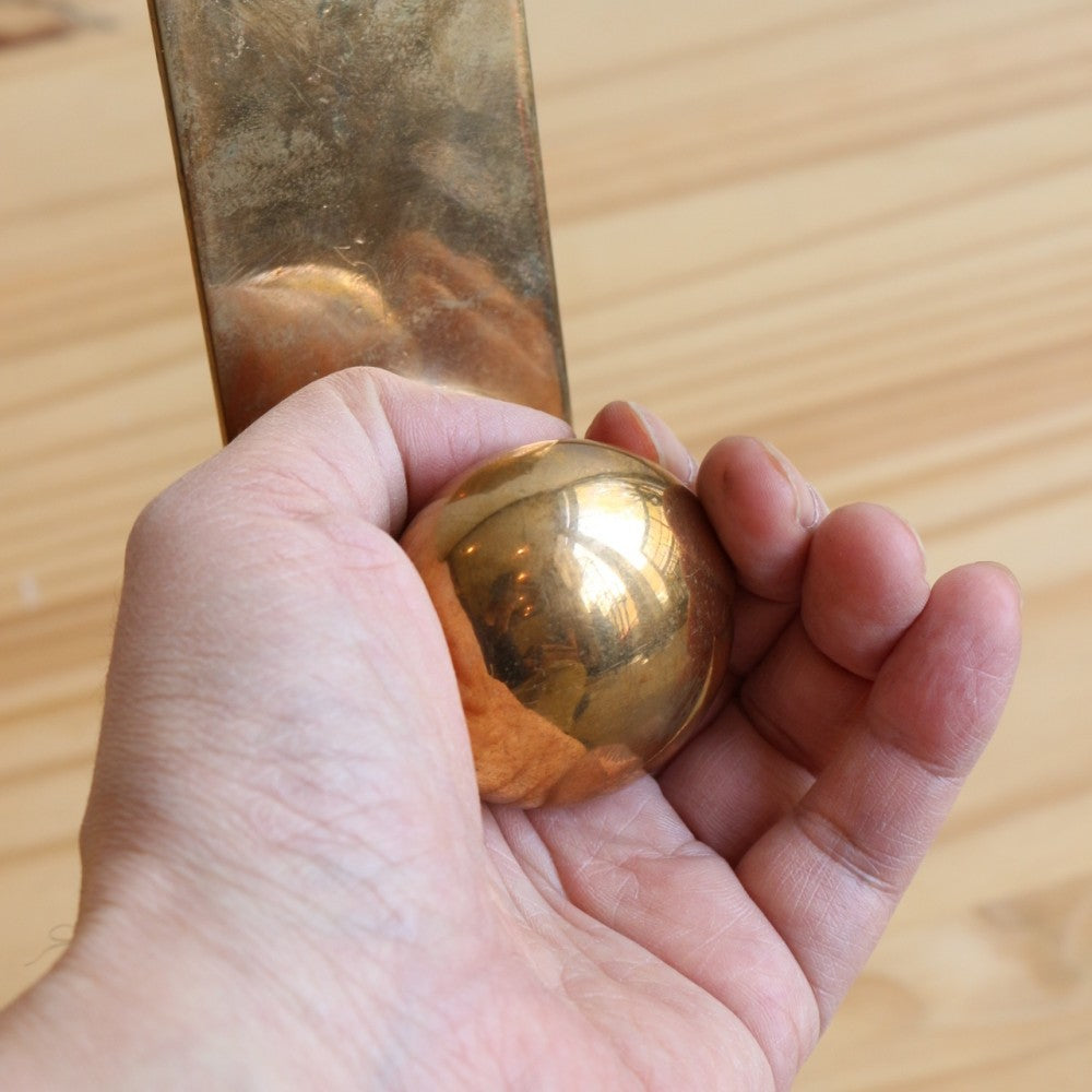 手に馴染むオシャレな形♪ ドアノブ(2個セット) VC70-07902