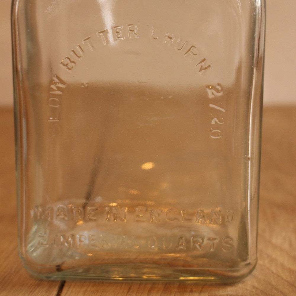 イギリスのキッチン風景が浮かびます♪ヴィンテージのバターメーカー VC74-117