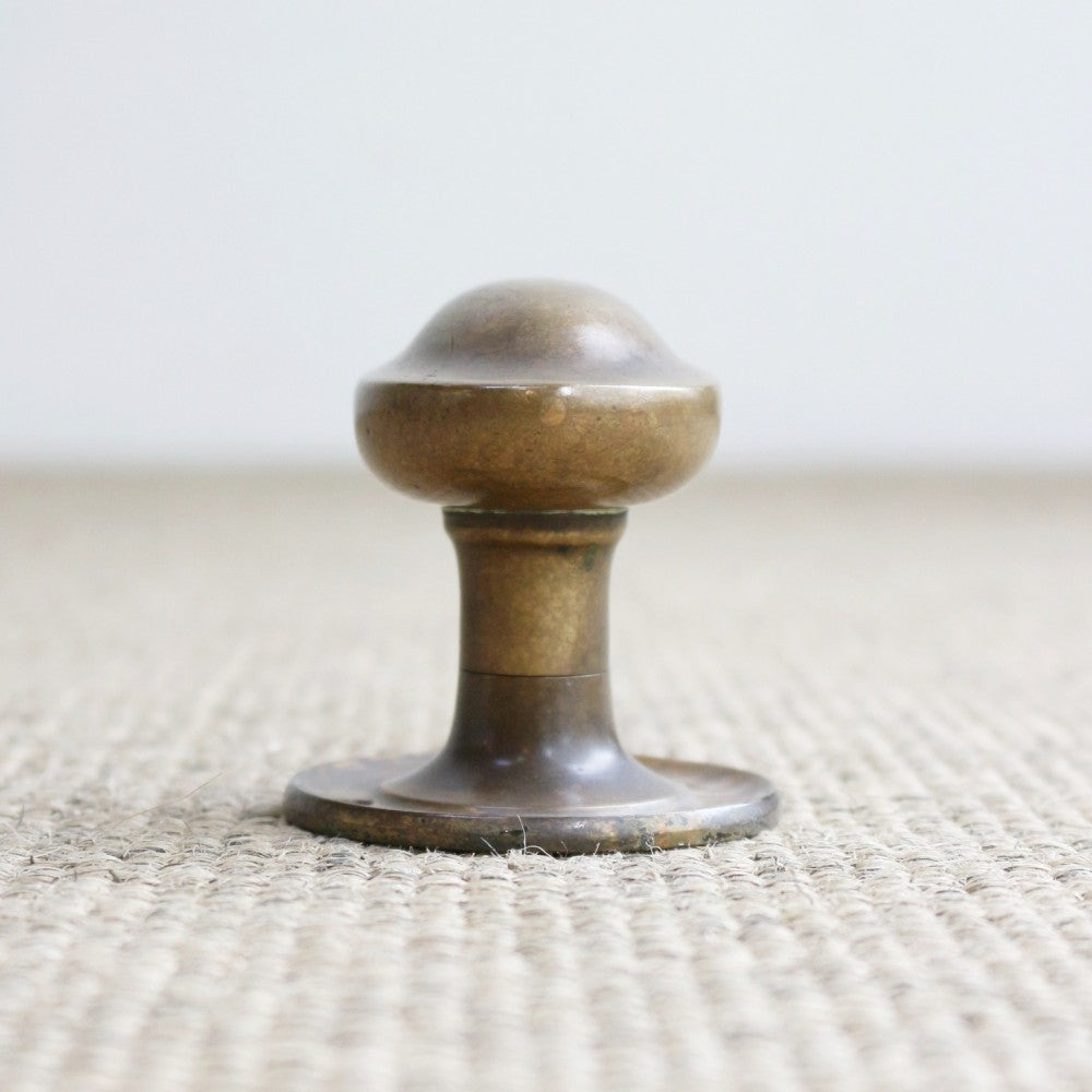 オシャレなオーバル型♪ アンティーク・ドアノブ VC75-033007