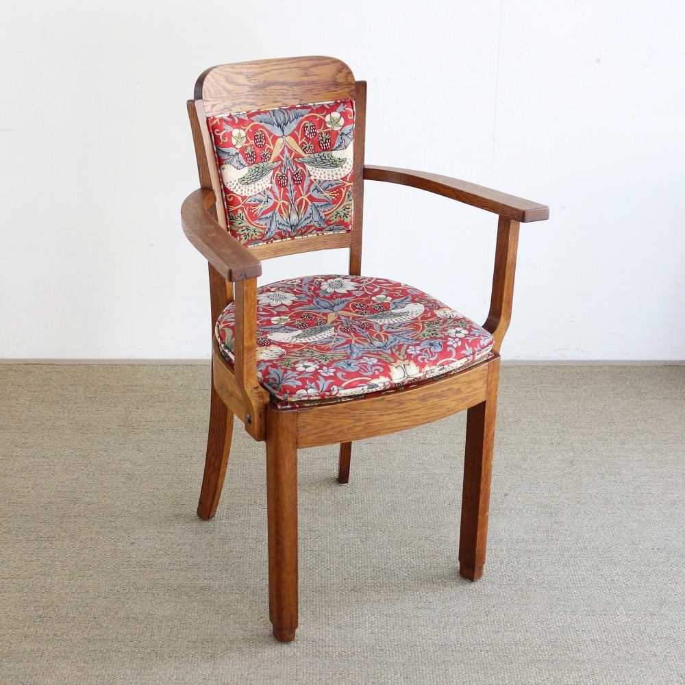 インテリアの挿し色に♪ アームチェア【ウィリアム・モリス イチゴ泥棒】 VS1-345002MORRIS