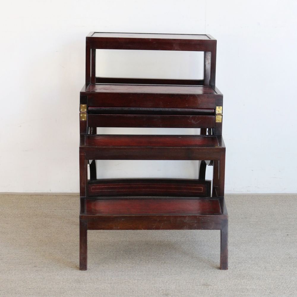 オシャレで便利な1台2役♪ ステップチェア VS1-459