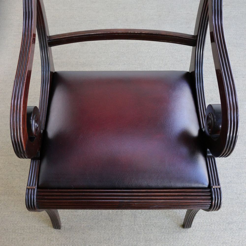 オシャレで便利な1台2役♪ ステップチェア VS1-459