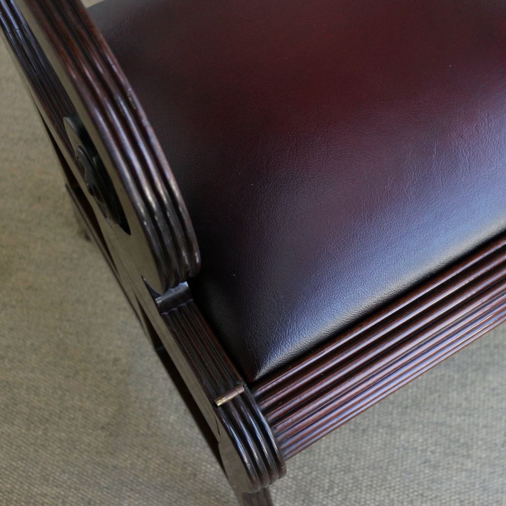 オシャレで便利な1台2役♪ ステップチェア VS1-459