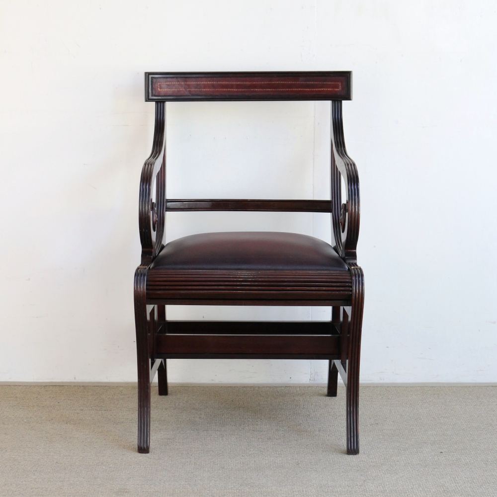 オシャレで便利な1台2役♪ ステップチェア VS1-459