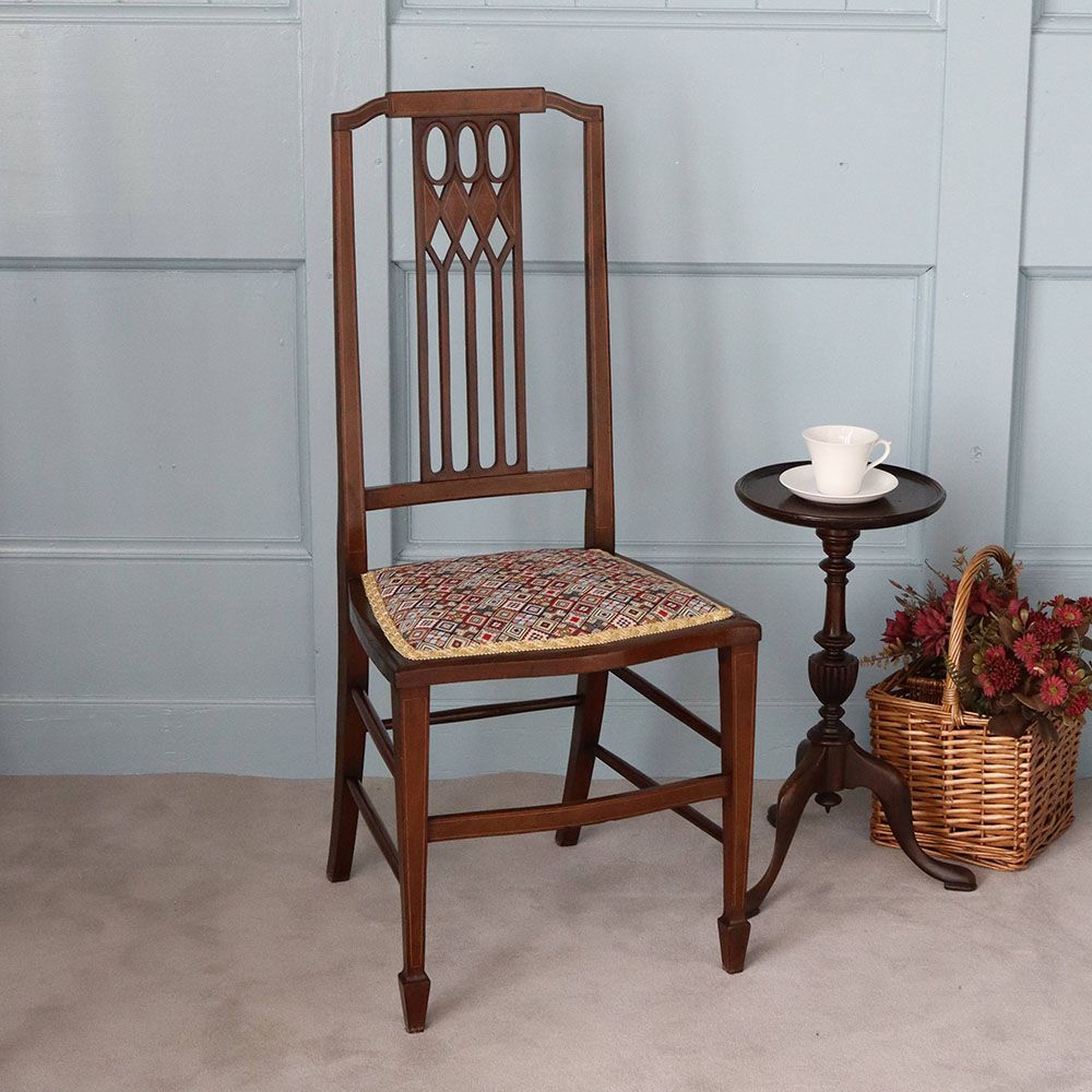 ナーシングチェア アンティーク　木製 ナーシングチェア 1人掛け アンティーク チェア 椅子 コンパクト