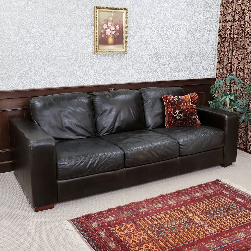 リビング – アンティーク家具と雑貨の店 ビクトリアンクラフト