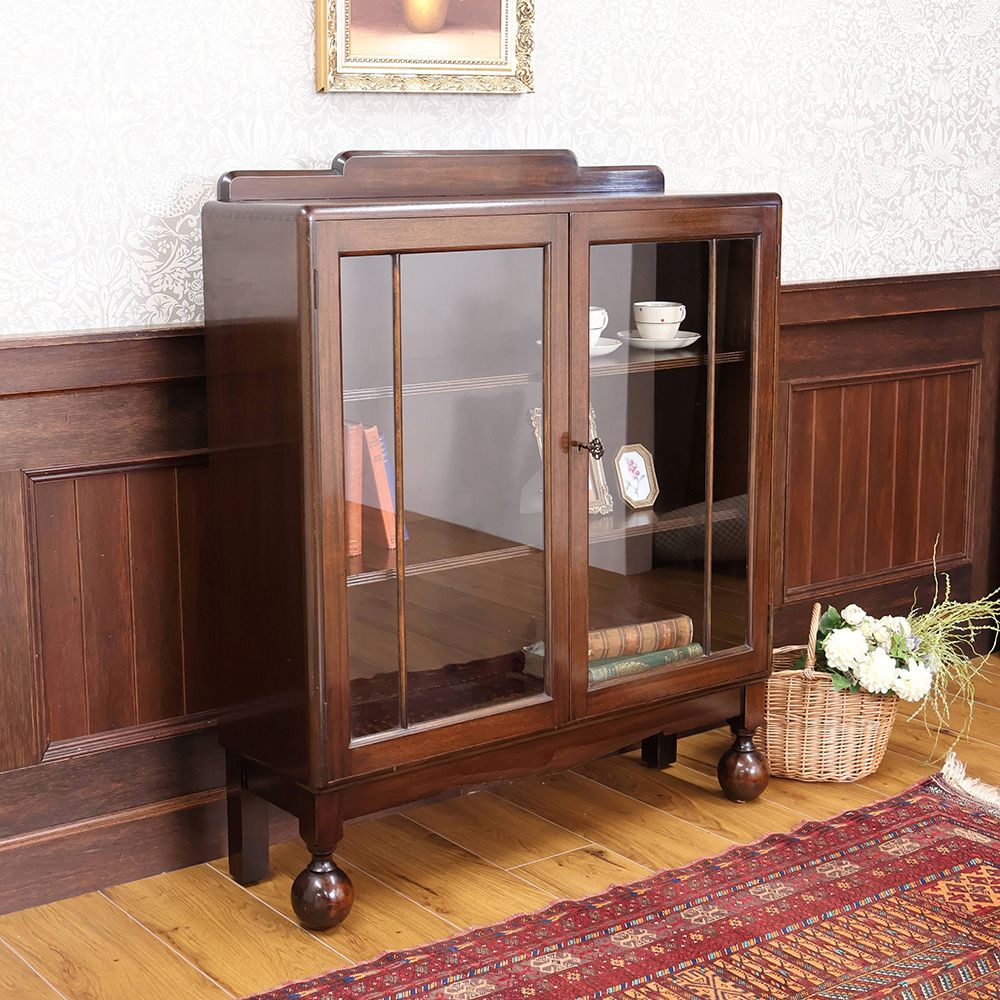 キャビネット・ブックケース – アンティーク家具と雑貨の店 ビクトリア