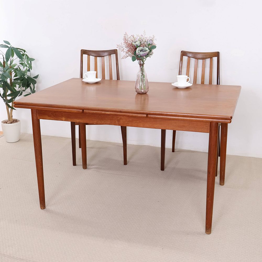 北欧スタイル – アンティーク家具と雑貨の店 ビクトリアンクラフト