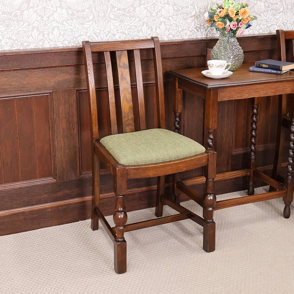 オランダ製アンティーク家具① アンティーク家具 – アンティーク家具と雑貨の店 ビクトリアン