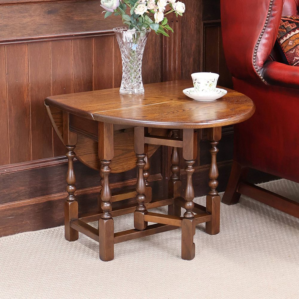 アンティーク家具やステンドグラス・ドア・雑貨の販売｜ビクトリアン