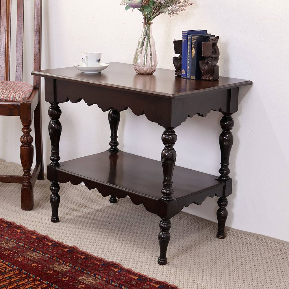 オケージョナル・コンソールテーブル・サイドテーブル – アンティーク