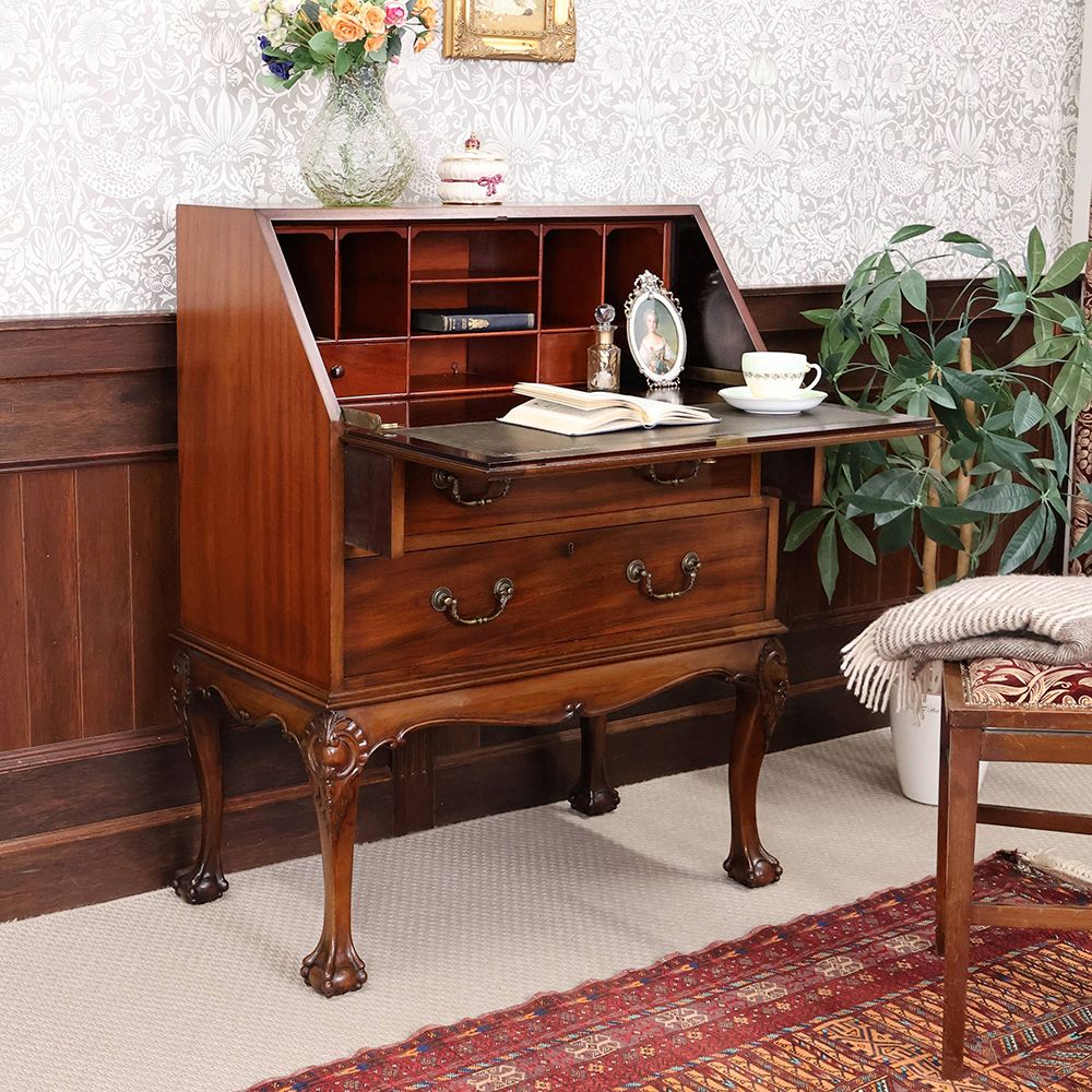 デスク・ビューロー – アンティーク家具と雑貨の店 ビクトリアン