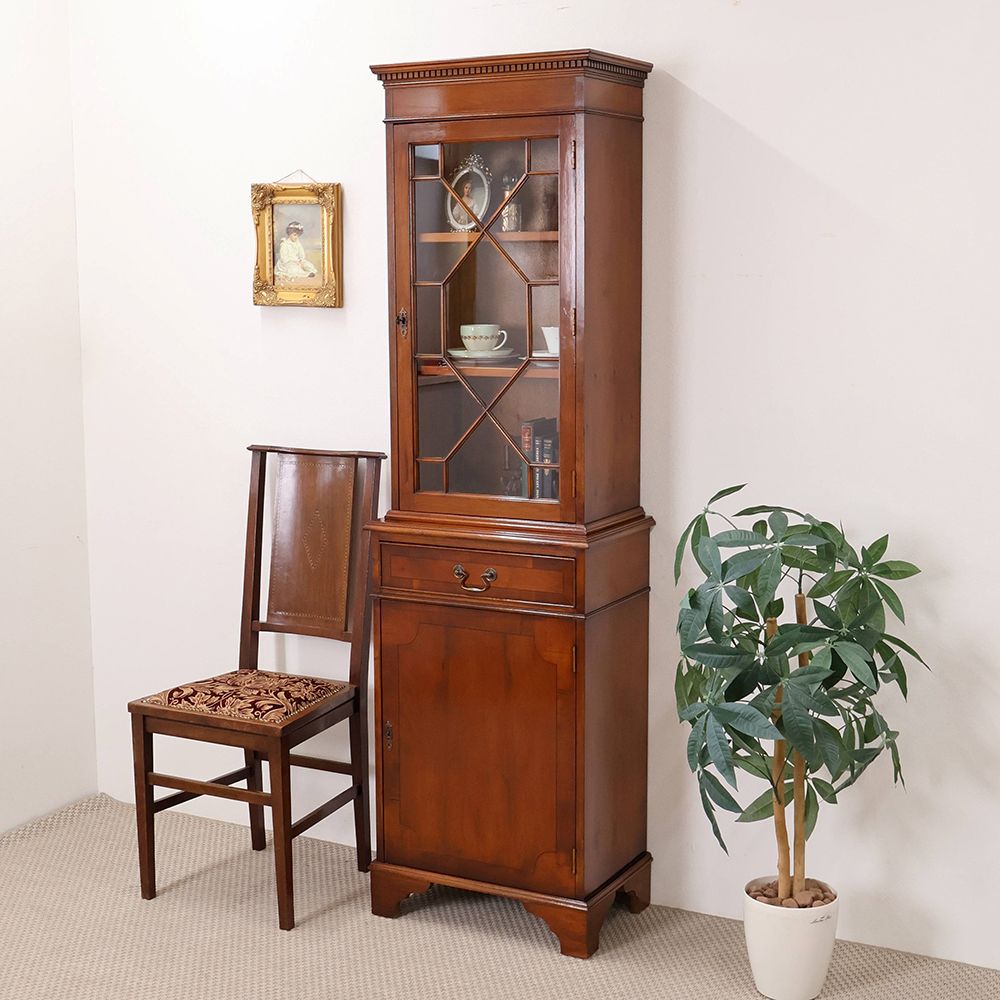 ~kiko~ イギリスアンティーク　木製クラシックキャビネット イギリスアンティーク 木製クラシックキャビネット kiko