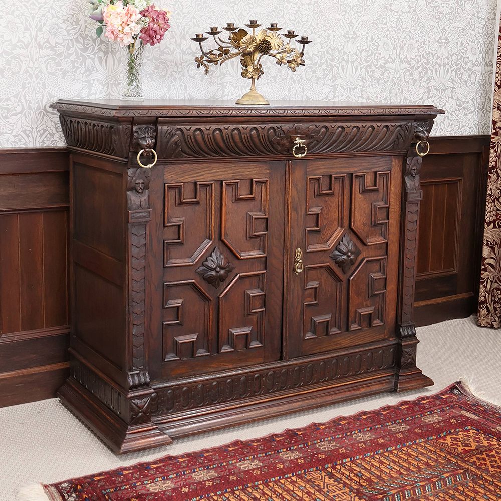 リビング – アンティーク家具と雑貨の店 ビクトリアンクラフト