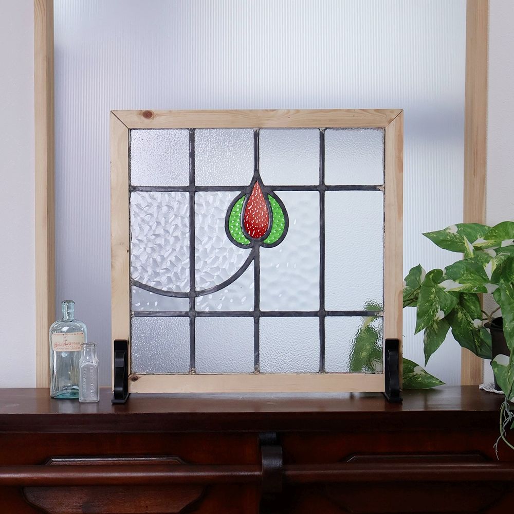 ステンドグラス – アンティーク家具と雑貨の店 ビクトリアンクラフト