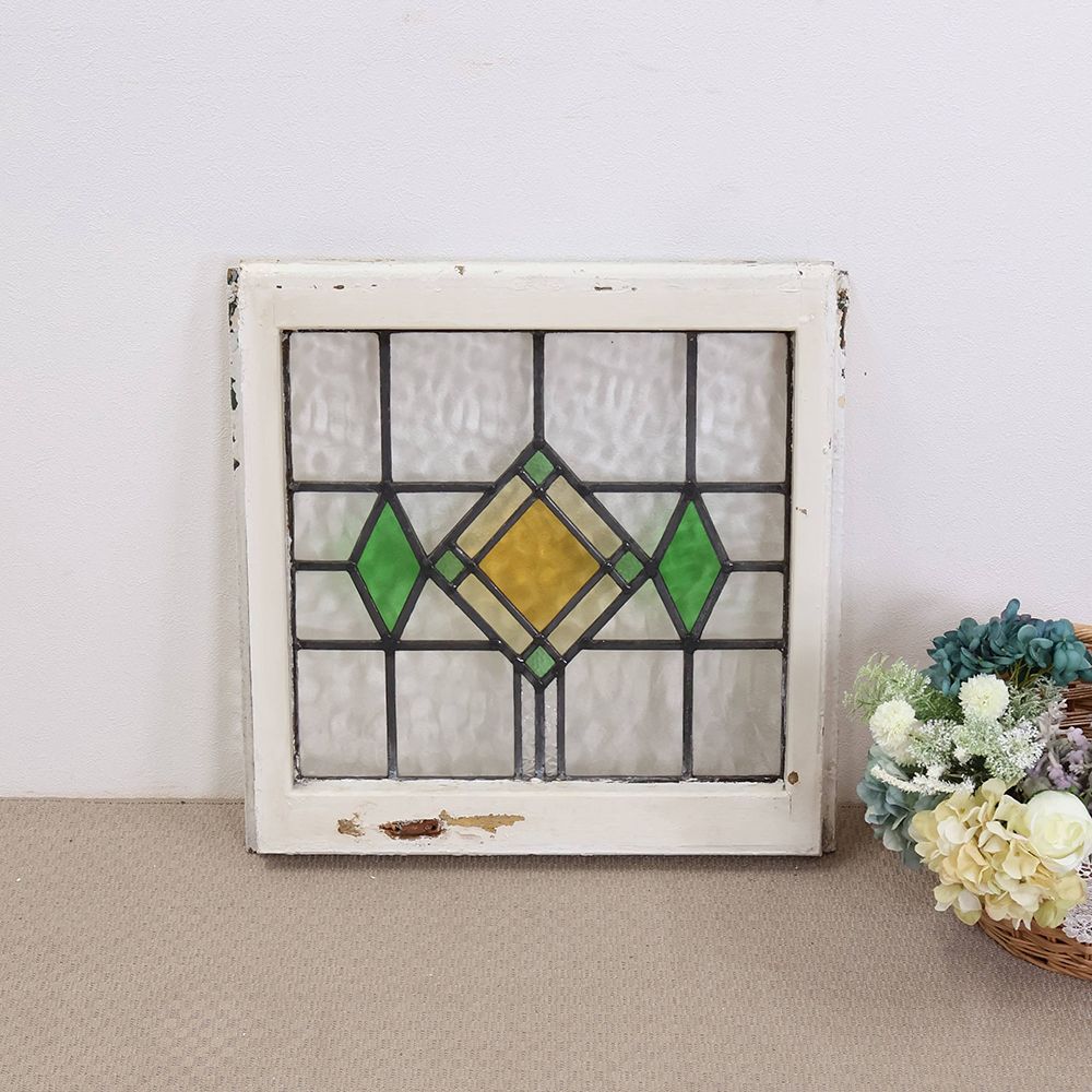 すべてのステンドグラス – アンティーク家具と雑貨の店 ビクトリアン