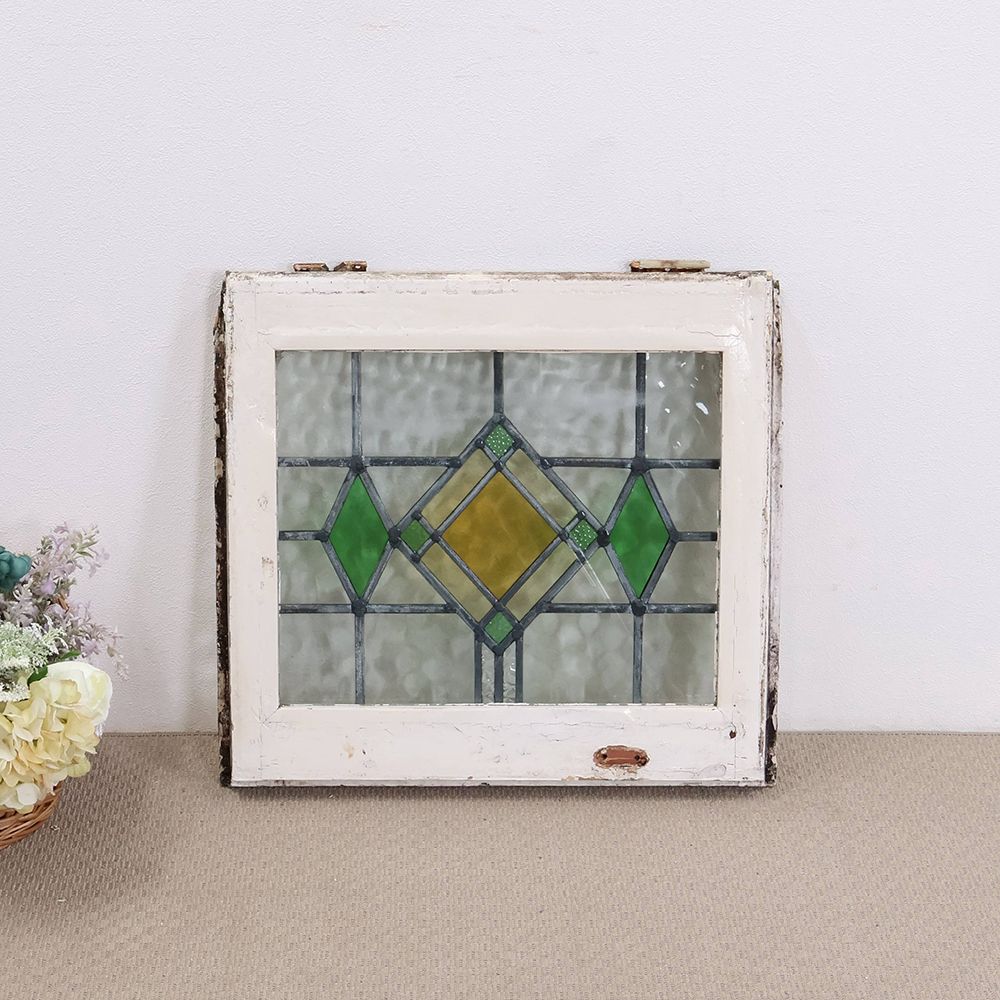 すべてのステンドグラス – アンティーク家具と雑貨の店 ビクトリアン