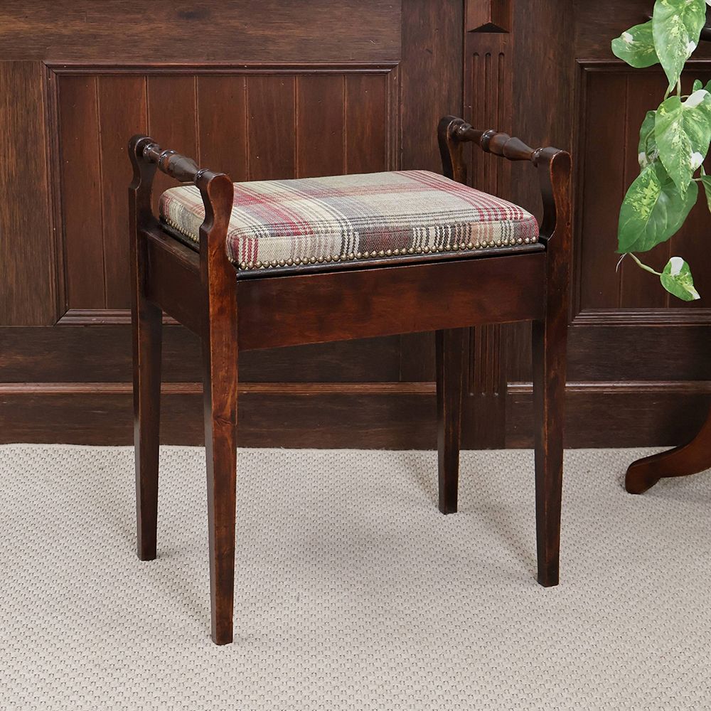 リビング – アンティーク家具と雑貨の店 ビクトリアンクラフト