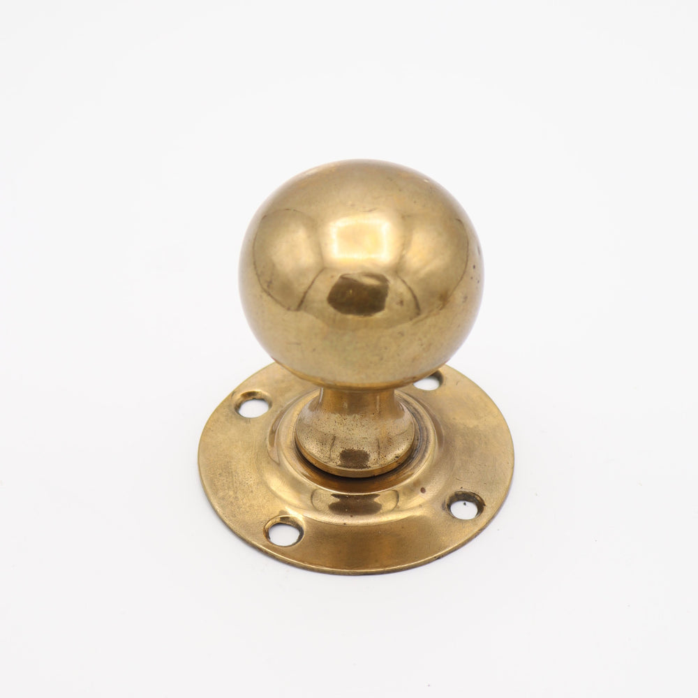 真鍮の質感が素敵♪　アンティーク・真鍮製ドアノブ（2個セット）　VC66-10501A