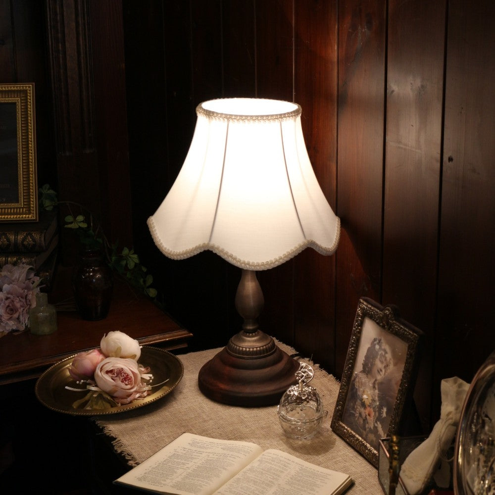 アンティーク テーブルランプ 卓上スタンド ライト フロアスタンド インテリア テーブル・デスク・スタンド・フロアライト – アンティーク家具と雑貨