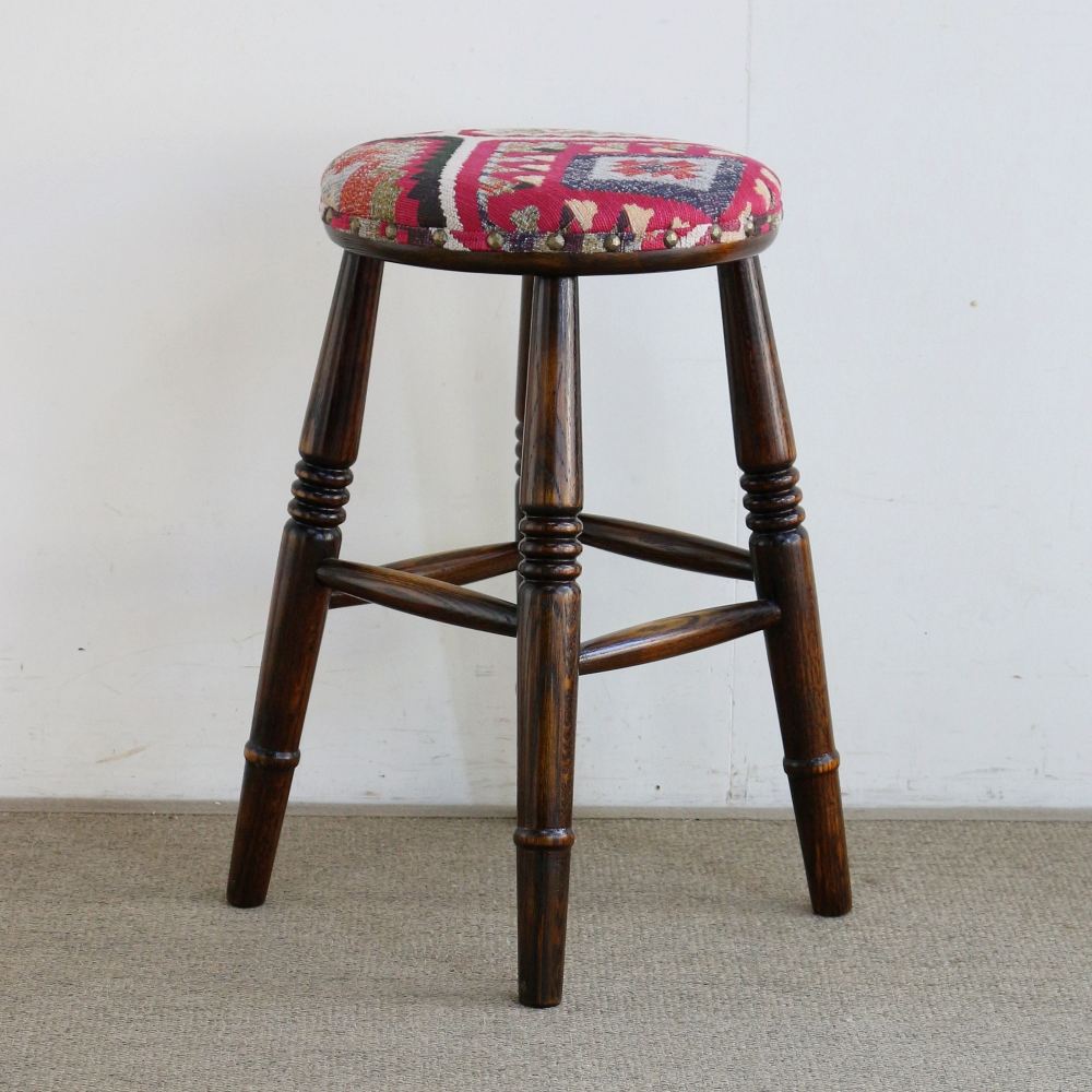 【受注生産品】当店オリジナル♪ 赤いテキスタイルのロースツール OL-LS-GIBSON11 – アンティーク家具と雑貨の店 ビクトリアンクラフト