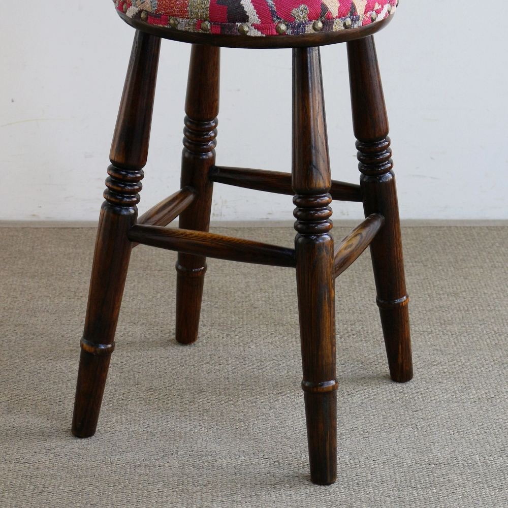 【受注生産品】当店オリジナル♪ 赤いテキスタイルのロースツール OL-LS-GIBSON11 – アンティーク家具と雑貨の店 ビクトリアンクラフト