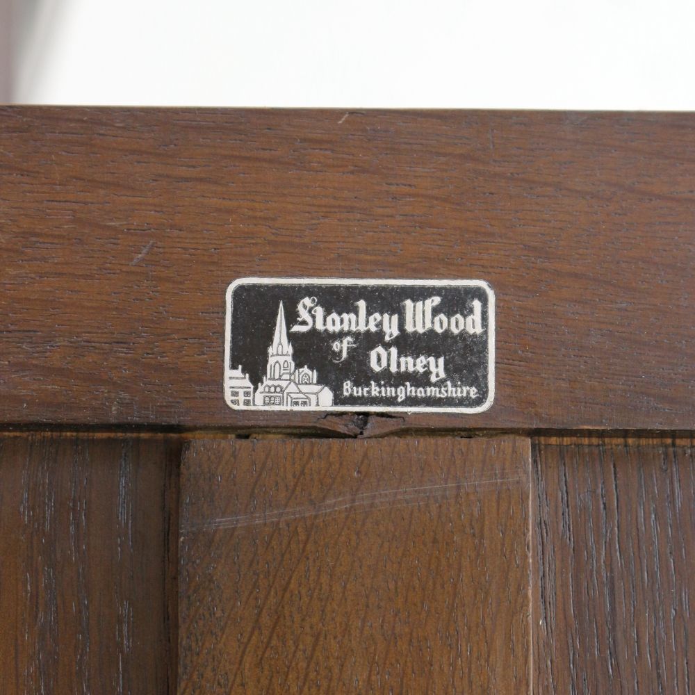 趣きのある佇まいです♪　ホールローブ 【Stanley Wood of Olney（スタンレー ウッド オブ オルニー) 】　VC104-496