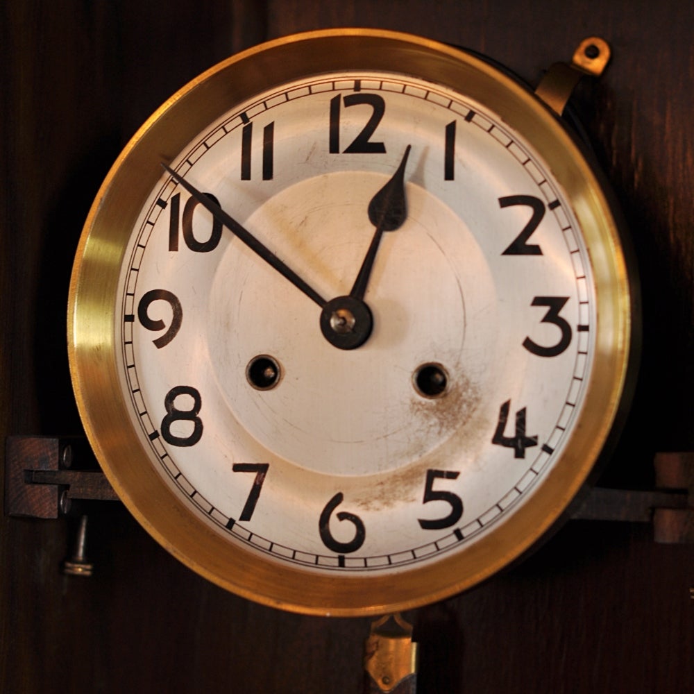 素敵なディスプレイとしてどうぞ♪　懐かしい雰囲気の英国アンティークの振り子時計　VC58-049