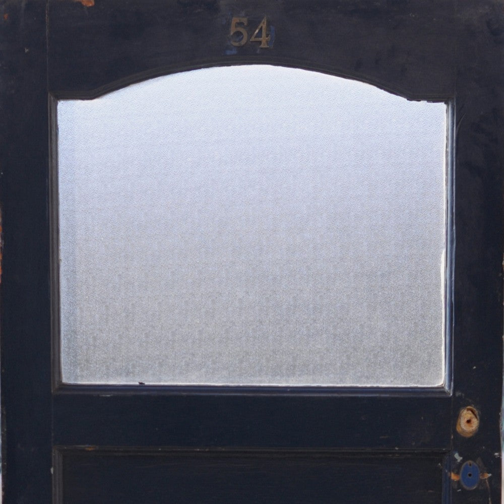小さなルームナンバー付き♪　雰囲気ある磨りガラスの英国アンティークドア　VC81-166